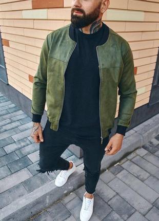 Мужской бомбер на замше