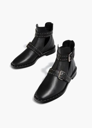 Черные кожаные ботинки stradivarius 36 - 37