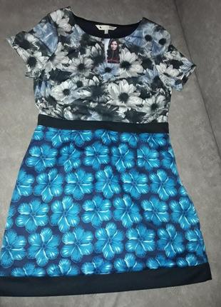 Яскрава та стильна сукня з квітами! 3