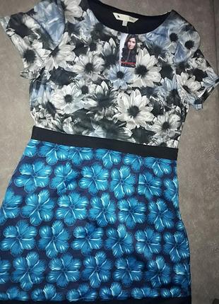 Яскрава та стильна сукня з квітами! 7