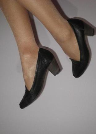 Шкіряні туфлі розмір 36 бренд geox!!3 фото