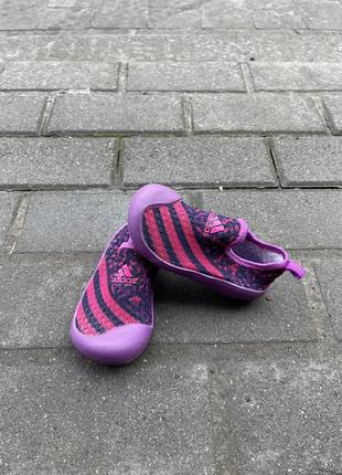 Аквашузы adidas оригинал 23