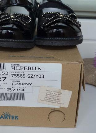 Шикарні нові шкіряні туфлі на дівчинку bartek 27р9 фото