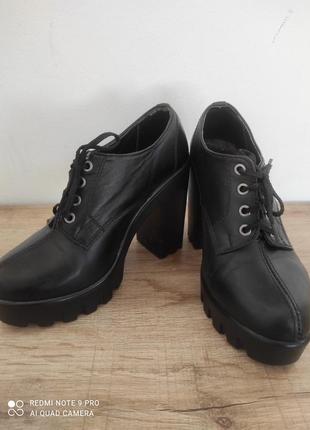 Кожаные туфли без дефектов