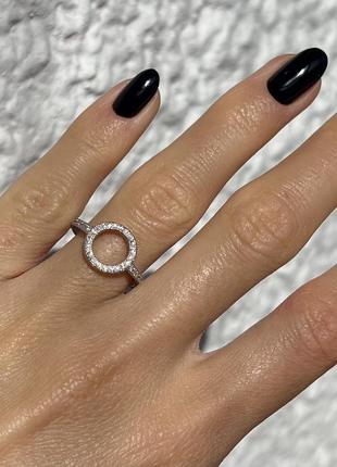Новое серебряное кольцо "круг любви".  в стиле pandora  16/17 размер