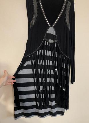 Черное длинное платье с длинным рукавом3 фото