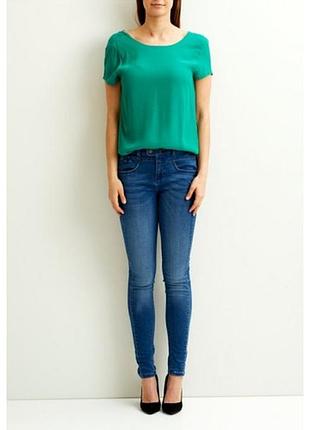 Нова футболка блуза з відкритою спинкою