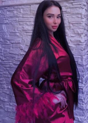 Женский шёлковый халат с перьями3 фото