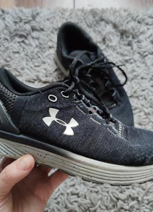 Кроссовки under armour 36,5