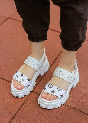 Жіночі білі шкіряні босоніжки сандалі натуральна шкіра белые женские кожаные босоножки сандалии натуральная кожа7 фото