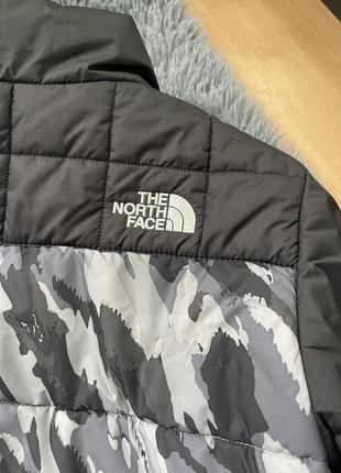 Стильная куртка tnf7 фото