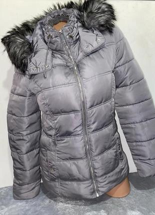 Жіноча зимова куртка 8-й розмір10 фото