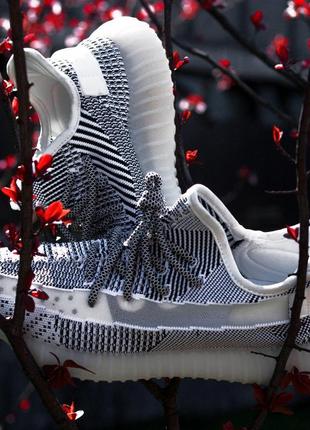 Шикарні спортивні кросівки adidas з текстилю (весна-літо-осінь)😍3 фото