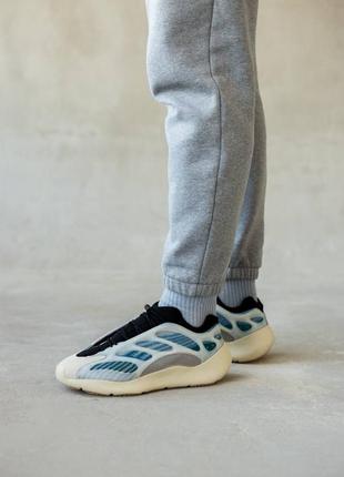 Кроссовки мужские adidas two yeezy boost 700 v3 “kyanite”