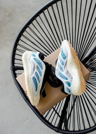 Кроссовки мужские adidas yeezy boost 700 v3 “kyanite”10 фото