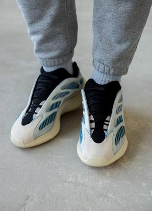 Кроссовки мужские adidas yeezy boost 700 v3 “kyanite”3 фото