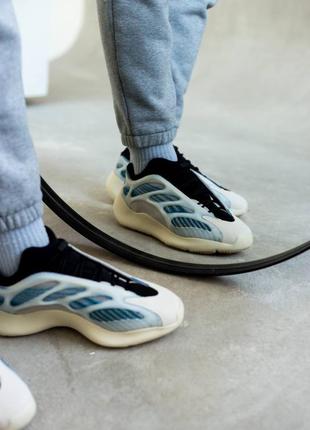 Кроссовки мужские adidas yeezy boost 700 v3 “kyanite”4 фото