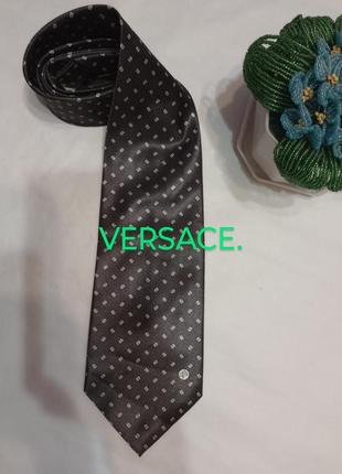 Галстук от versace.