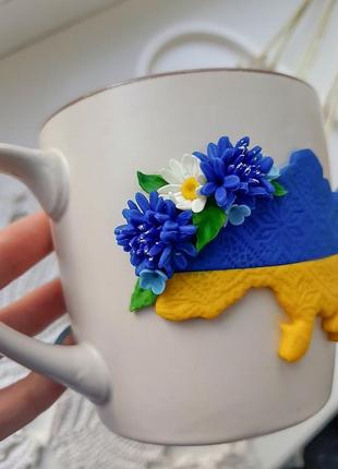 Чашка з патріотичним декором із полімерної глини | handmade 🇺🇦4 фото