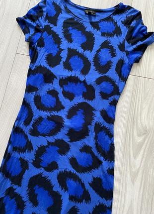 Платье миди с обнаженной спинкой по вырезу леопардовое платье вискоза3 фото