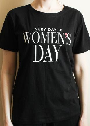 Чорна футболка жіноча stradivarius розмір s