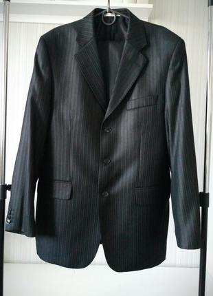 Классический брючный костюм