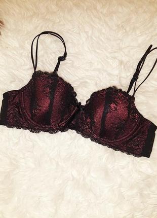Бюстгальтер