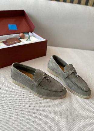 Женские серые хаки зеленые замшевые лоферы loro piana summer walk ботинки лоро пиана...