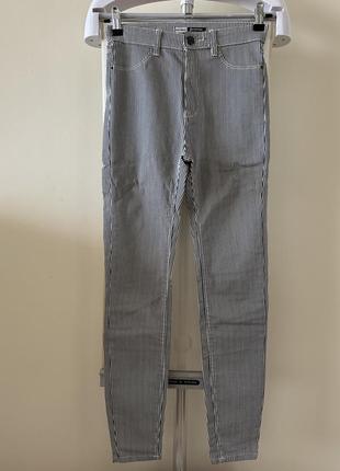 Стрейчевые белые джинсы в полоску м1 фото