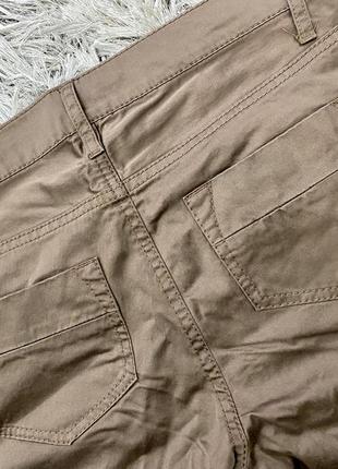 Женские коричневые брюки чинос8 фото
