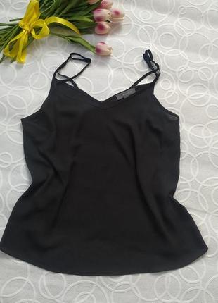 Майка чорна вільна на брителях