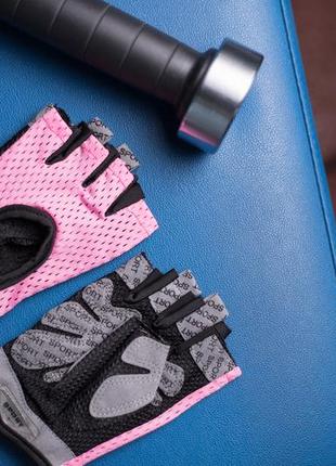 Женские спортивные перчатки розовые размер l7 фото