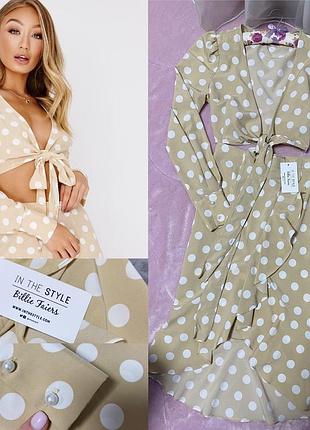 Новий неймовірний костюм від in the style x billie fairs