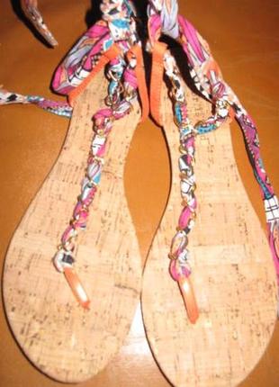 Кольорові вєтнамки ланцюжки river island р40