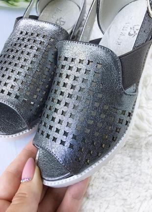 Босоніжки на дівчинку 2