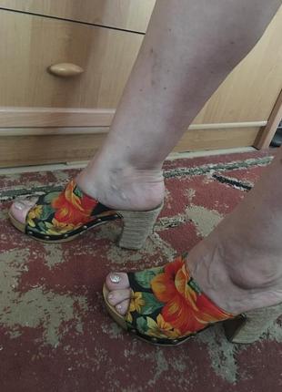 Шлёпанцы летние