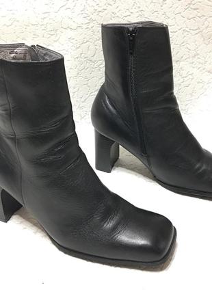 Кожаные полусапожки р 40