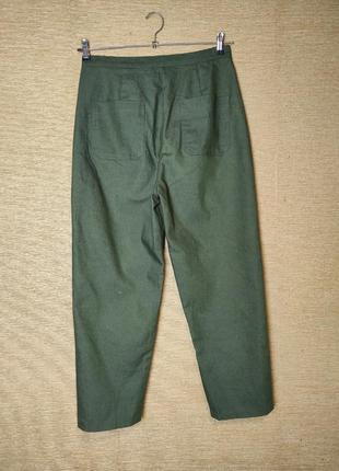 Зеленые джинсы брюки брюки бананы свободного кроя2 фото