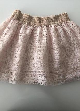 Стильная кружевная юбка пудровая3 фото