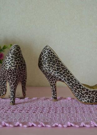 Туфли тигровые, фирменные оригинал3 фото