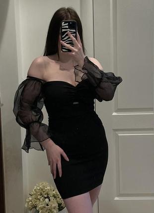 Коктейльное черно платье мини