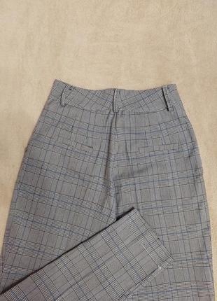 Офісні класичні брюки в клітинку сірі штани на високій посадці в стилі zara h&m shein3 фото