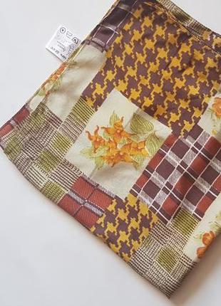 Шелковый платок на шею 100% натуральный шелк цветочный принт гусиные лапки7 фото