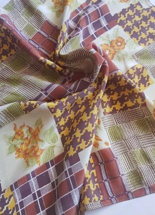 Шелковый платок на шею 100% натуральный шелк цветочный принт гусиные лапки3 фото