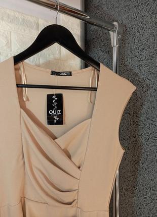 Платье в сборку беж 8