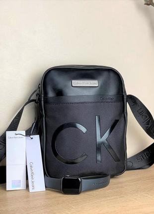 Стильна чоловіча сумка месенджер calvin klein