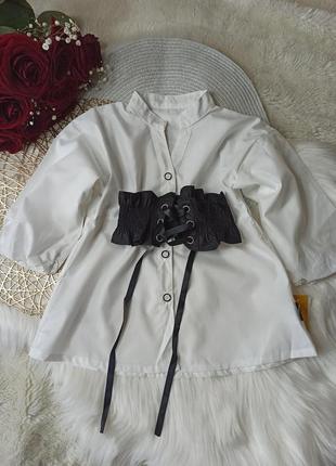 Платье с корсетом