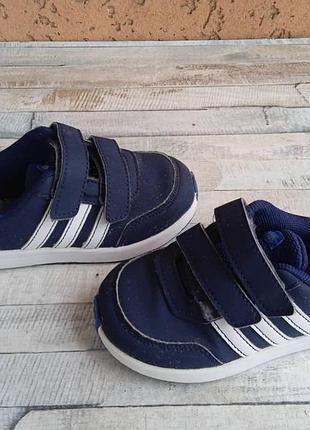 Кросівки adidas