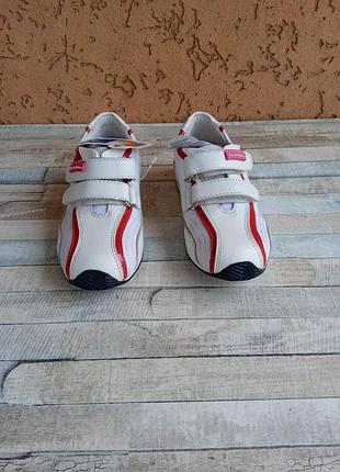 Кроссовки protetika 2