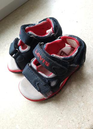 Босоніжки levis на хлопчика